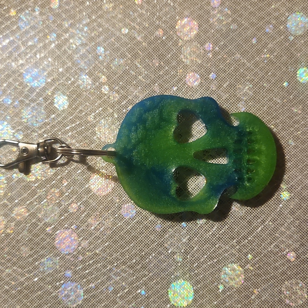 Handmade Resin Keychain - Picture 2 of 2